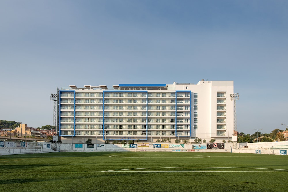 L Azure Hotel photo5