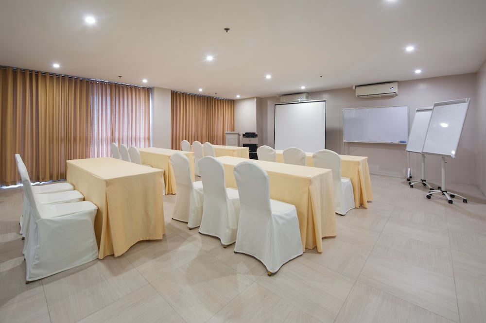 Kl Serviced Residences 23/50