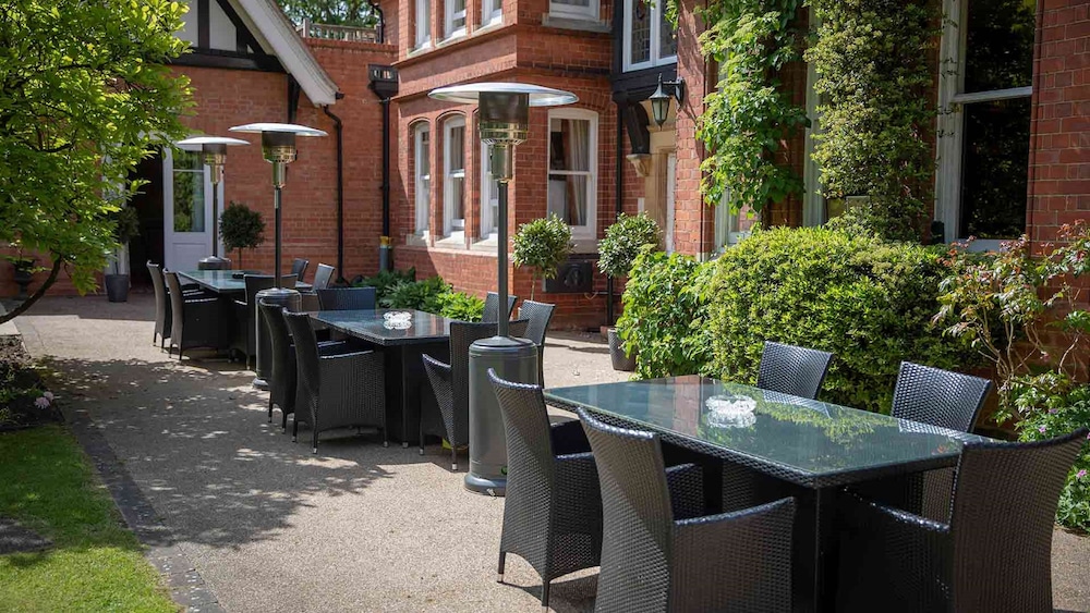 The Dower House Hotel 32/50