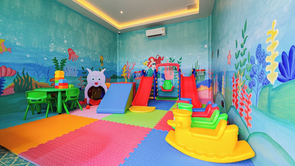 Clarian Hotel Beach Patong 40/49