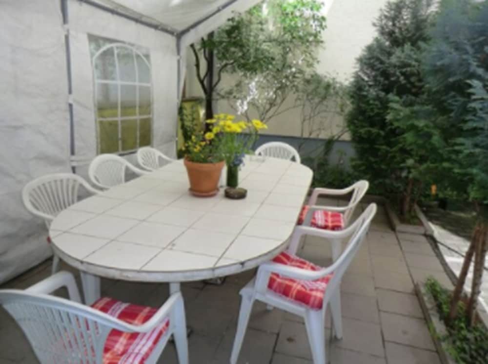 Hotel Pension Haydn 10/15