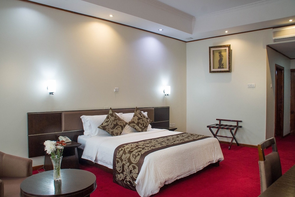 Lake View Resort Hotel 14/39