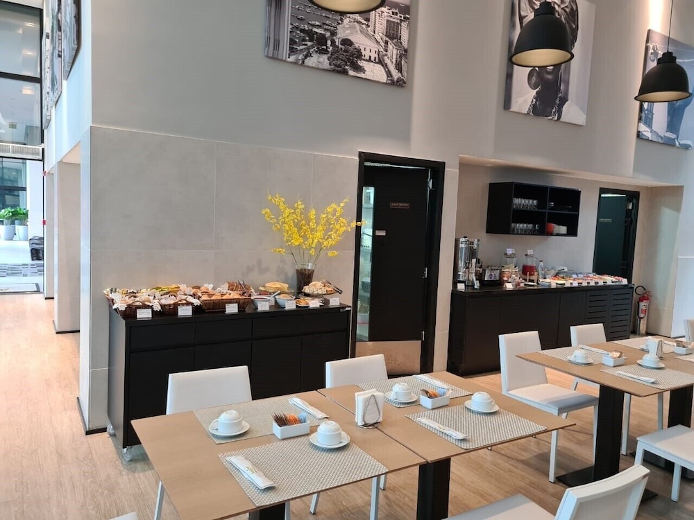 Astron Suites Mondial Salvador 39/49