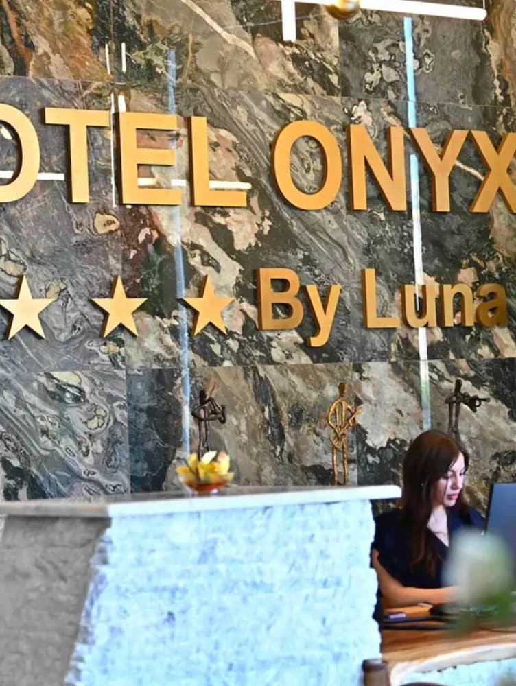 Hotel Onyx By Luna 11/61