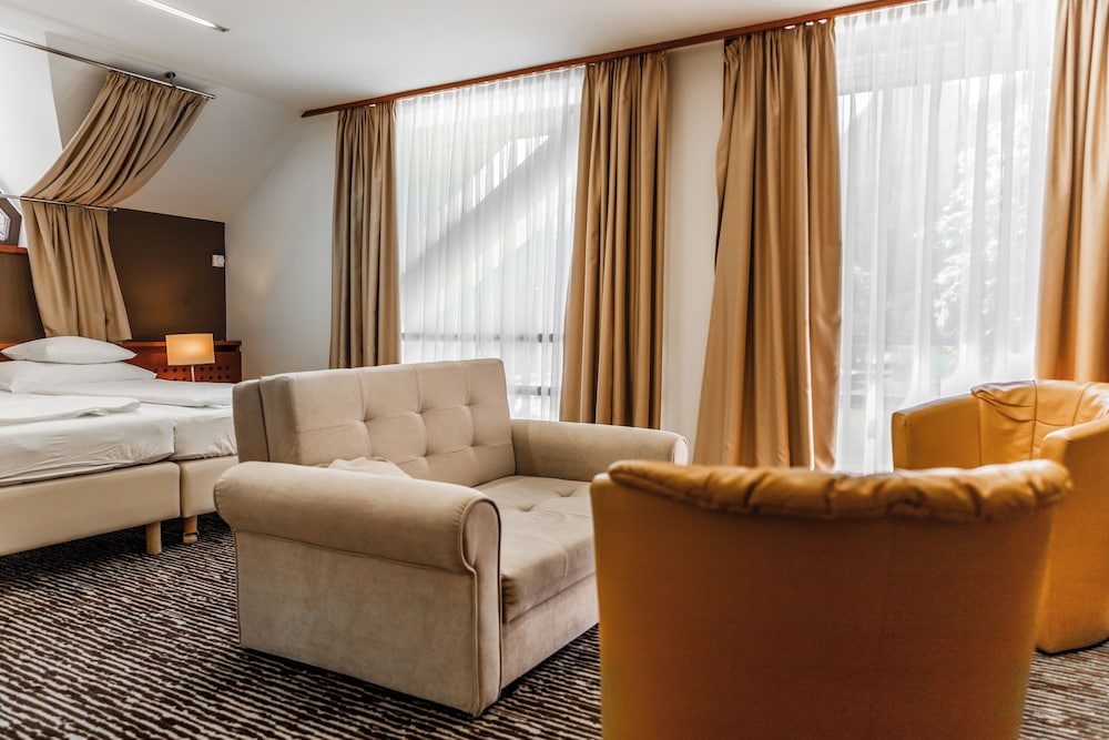 Hotel Kranjska Gora 36/53