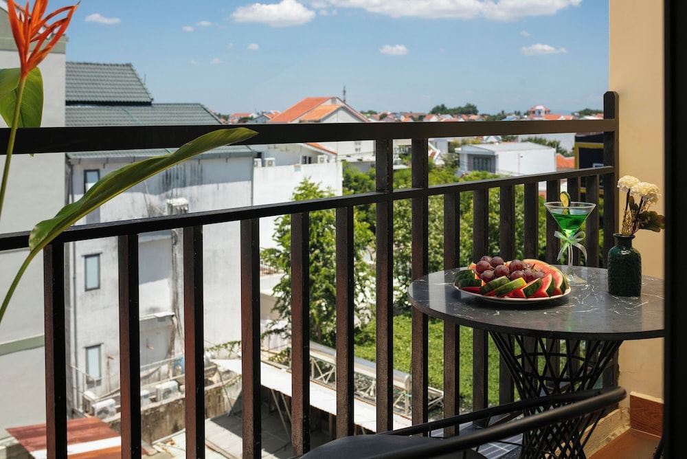Hoi An Rose Garden Hotel 7/50