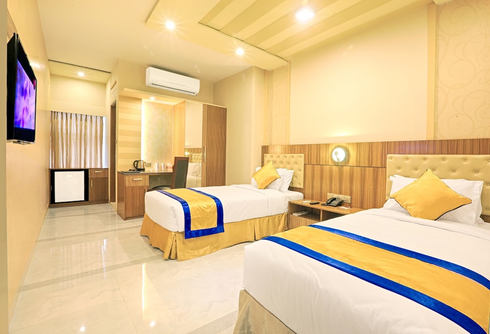 ASIA HOTEL AND RESORTS 10/60