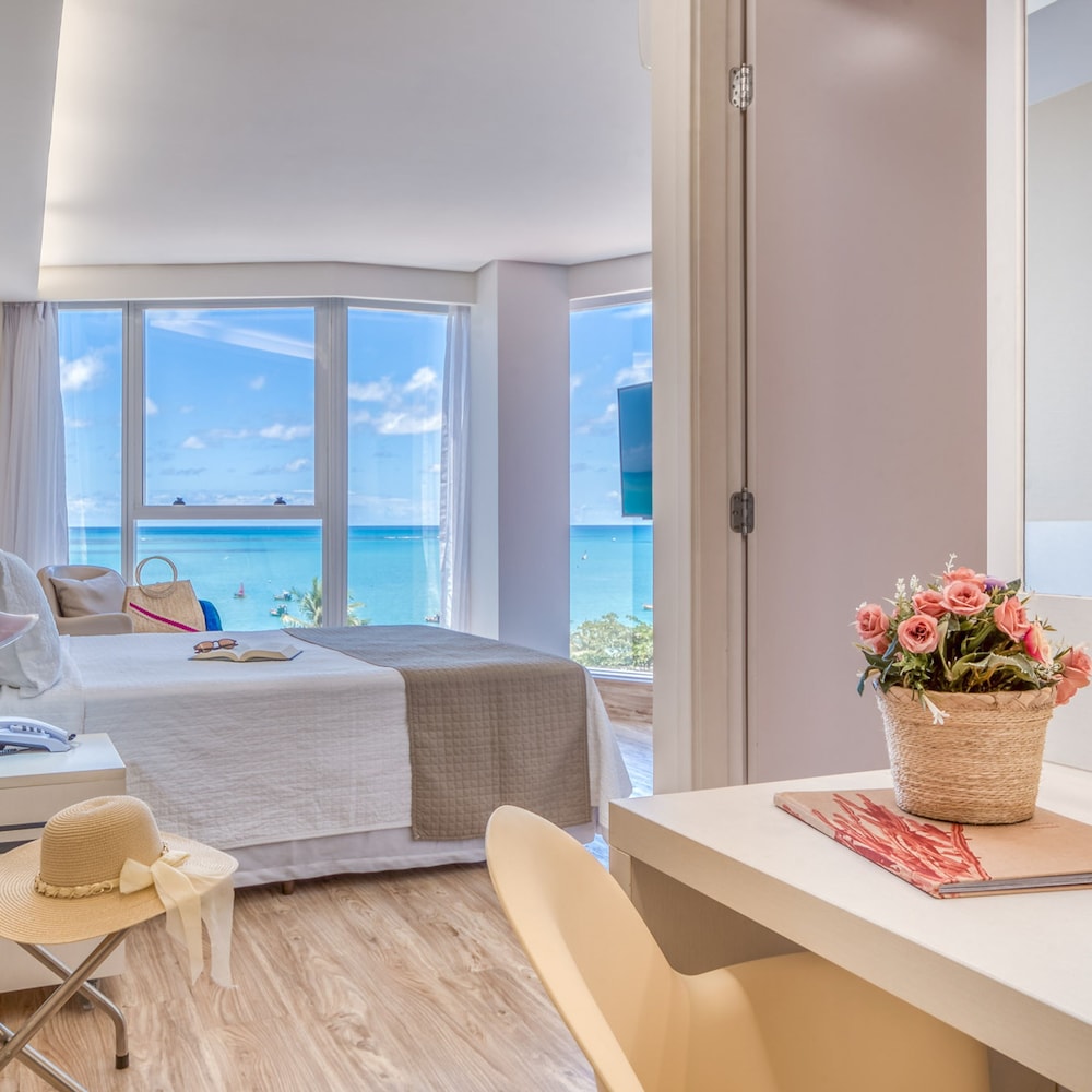 Hotel Brisa Suites 38/64