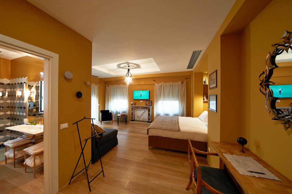 Rarity Suites 49/74