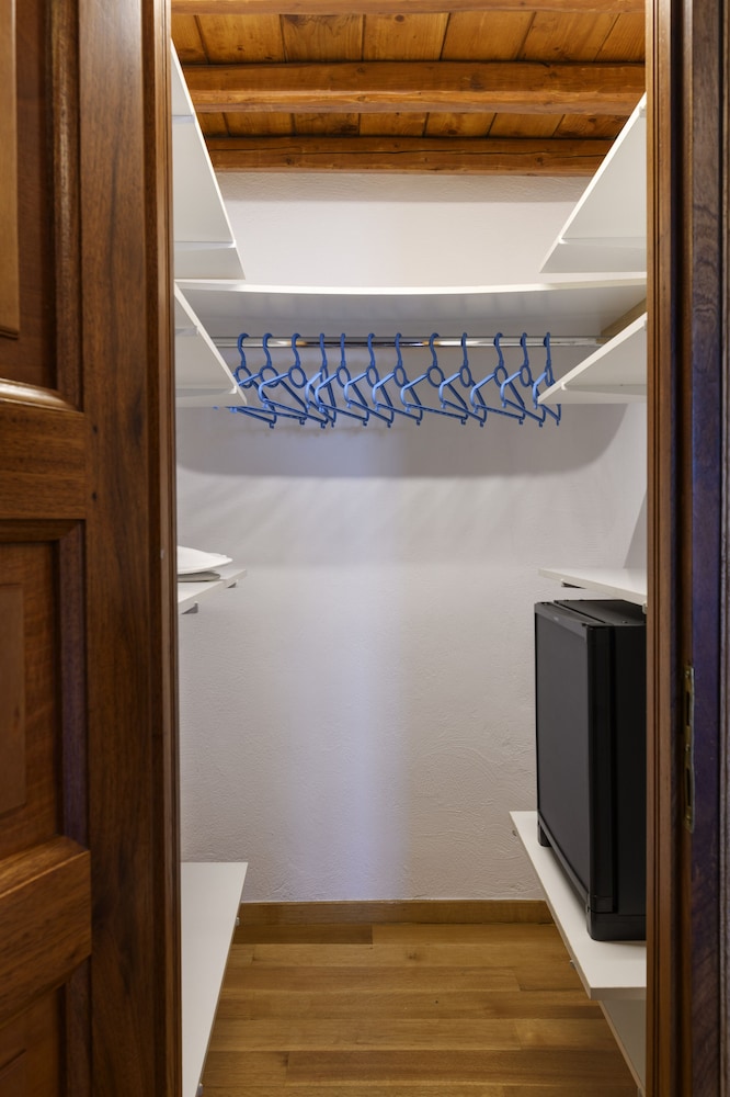 Dimele Rooms and Studios 41/50