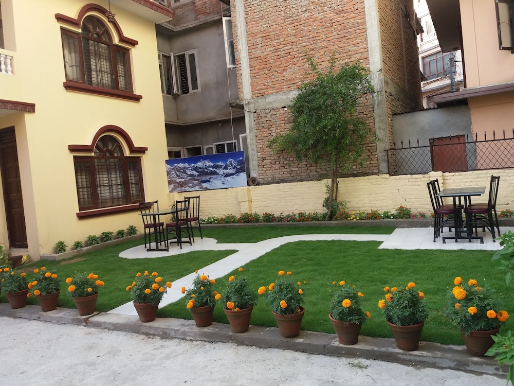Kathmandu Peace Home 25/30
