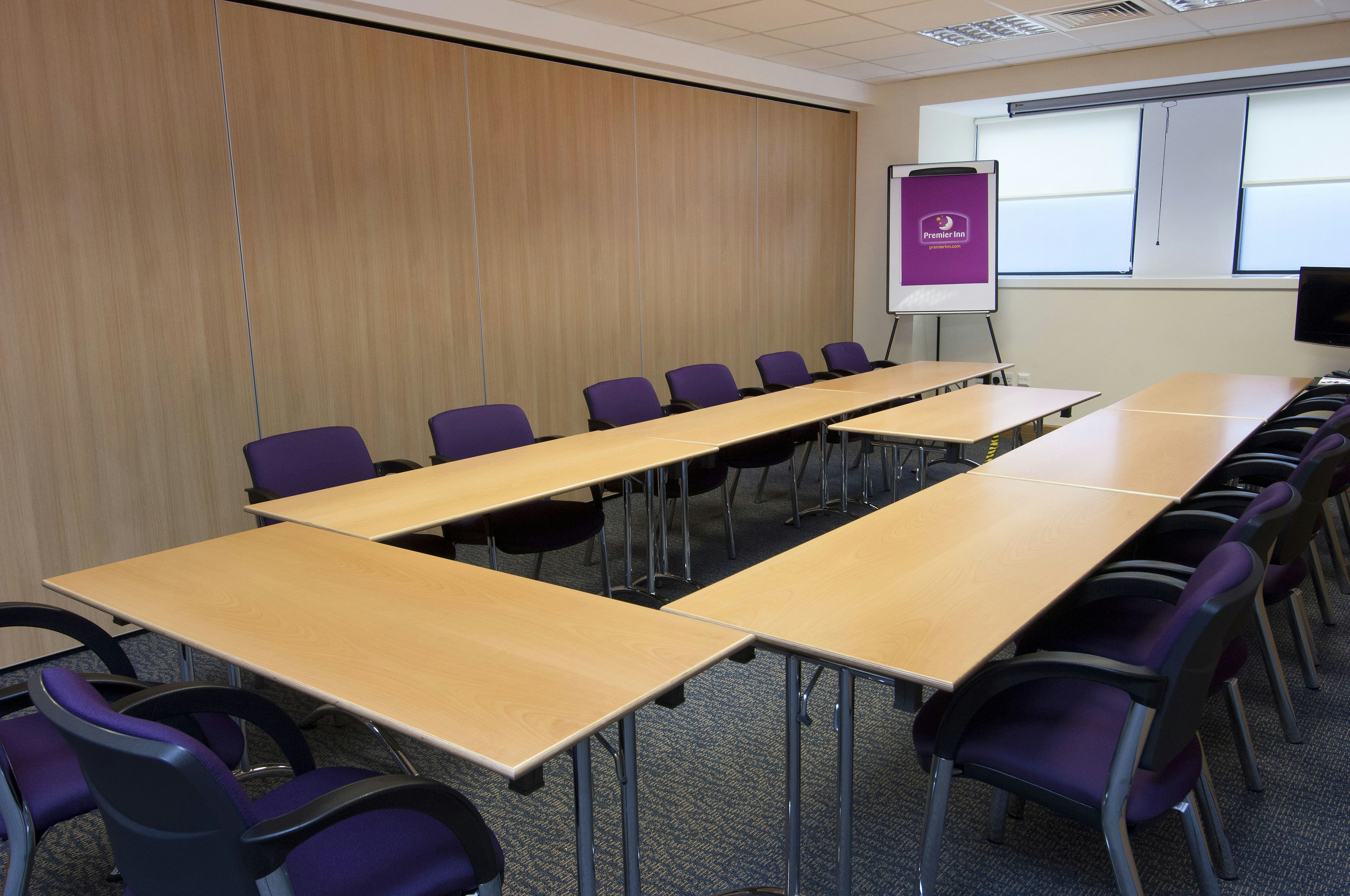 Premier Inn Manchester City Centre Piccadilly 44/51