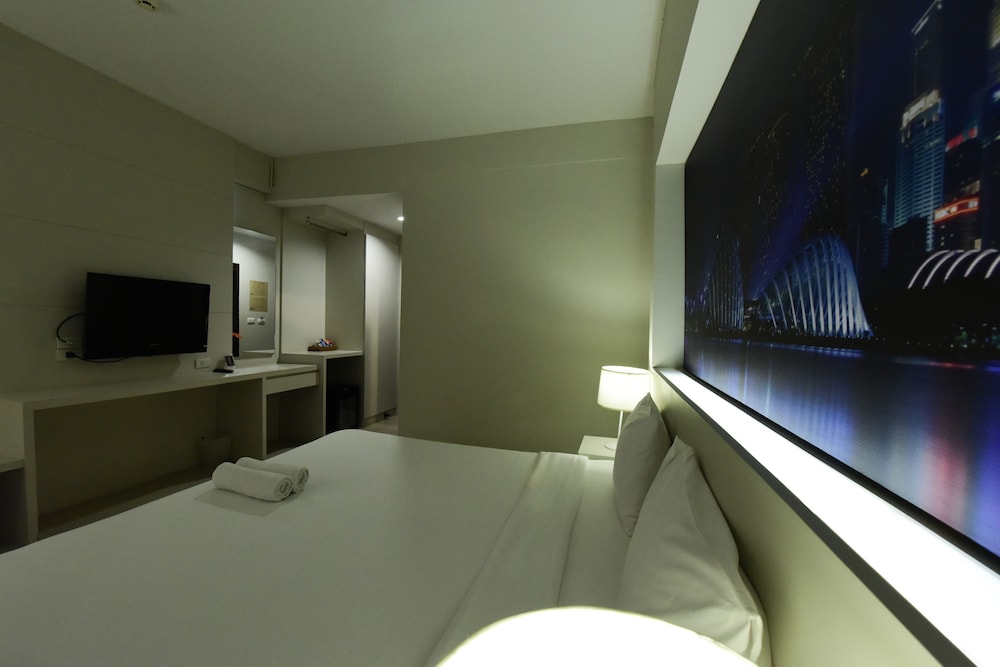 Trendy Hotel 19/44
