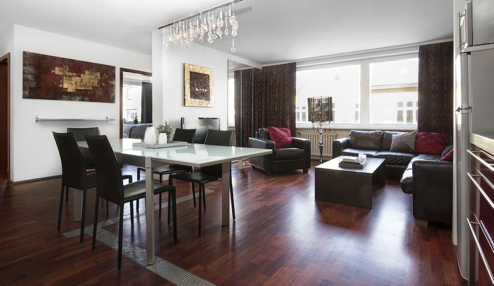 Mani Apartments 36/50