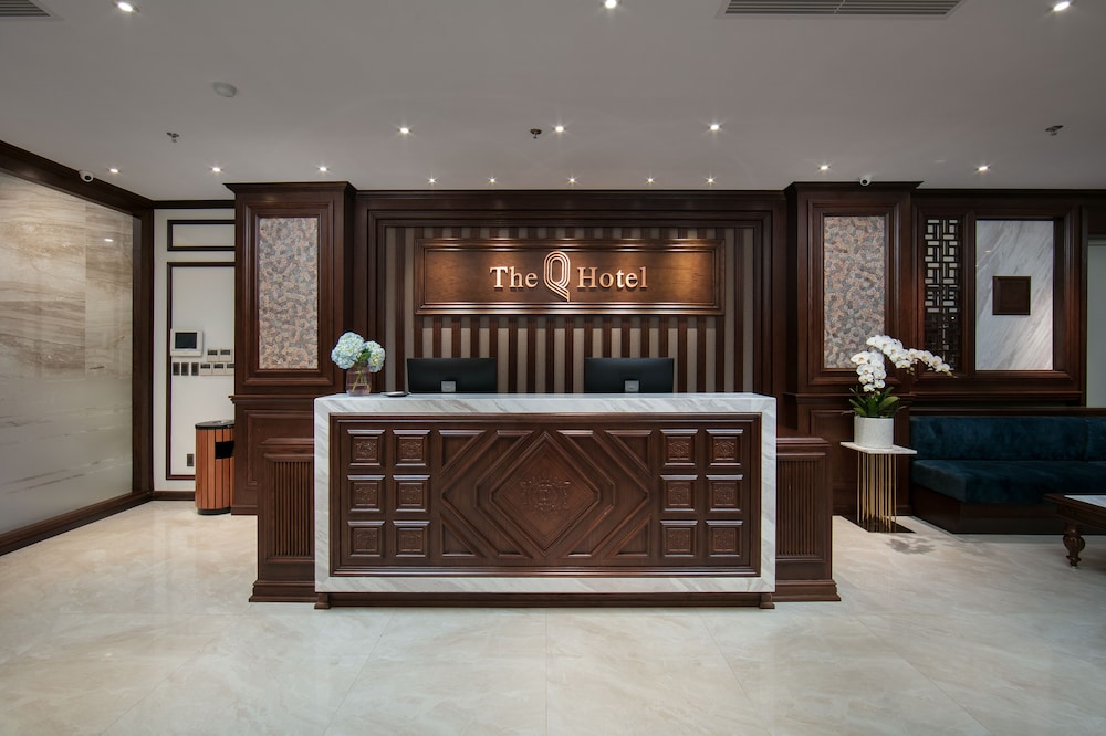 The Q Hotel 2/50