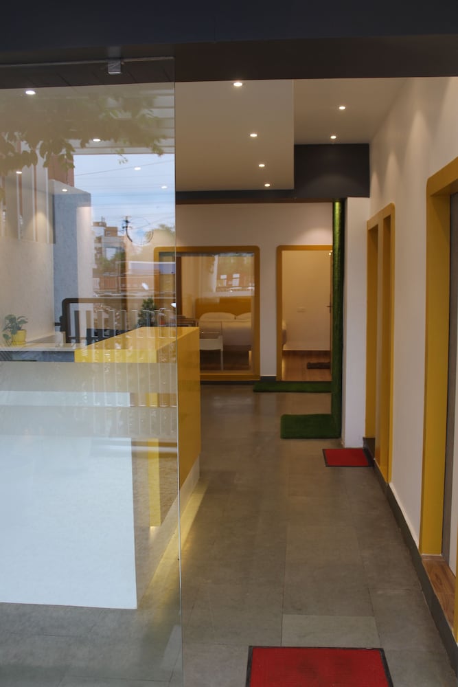 HOTEL STAY INN 4/50