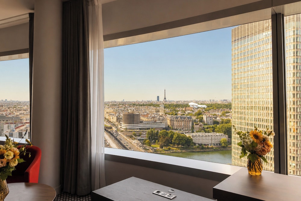 Melia Paris La Defense 42/73
