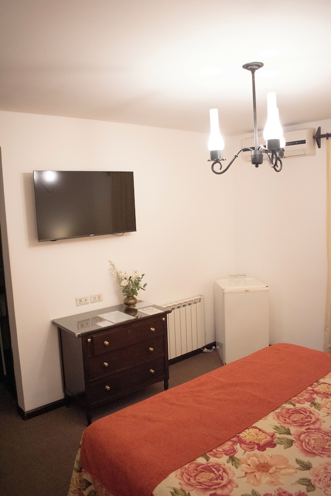 Salta Hotel 31/50