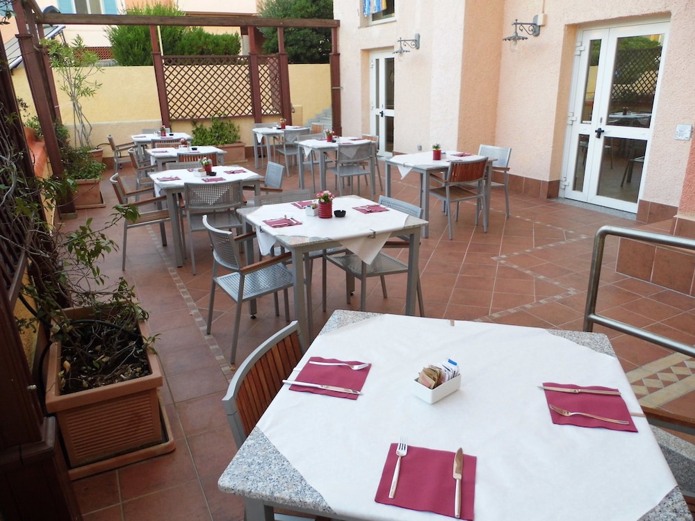Le Nereidi Hotel Residence & Conference 49/64