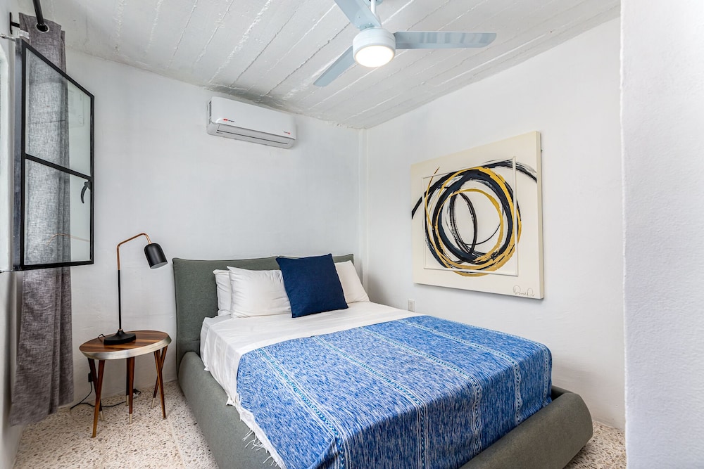 Cuale Condo Retreats 18/50