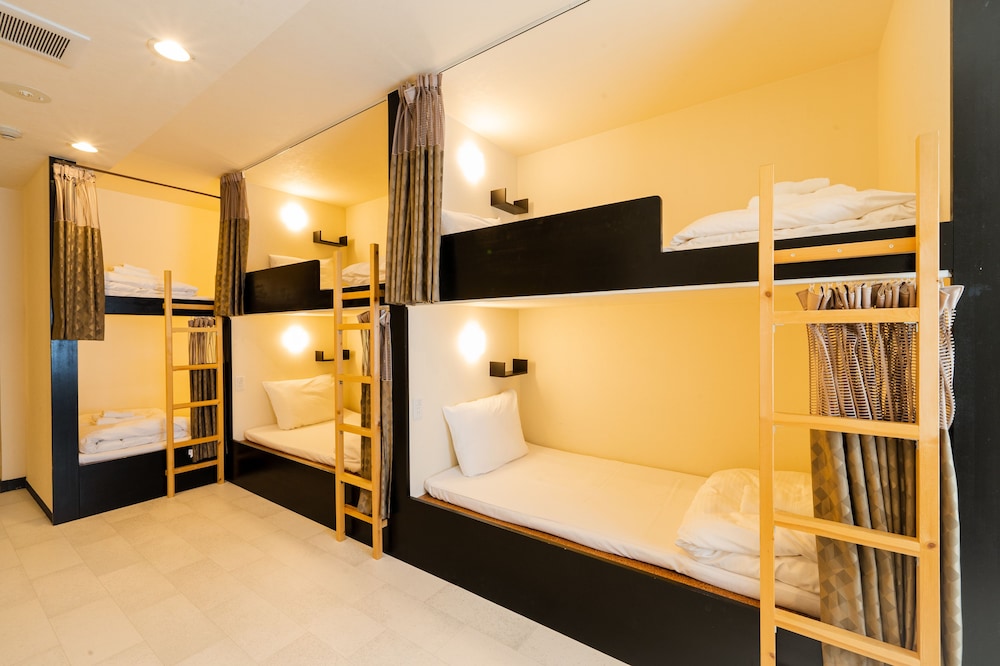 Pagoda Hotel (Ex. Cube Hotel) 21/64