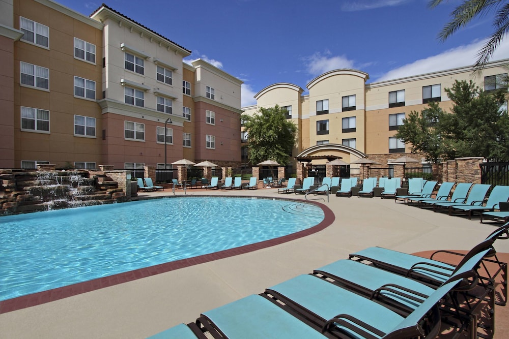 Residence Inn Phoenix Glendale Sports & Entertainment District 2/54