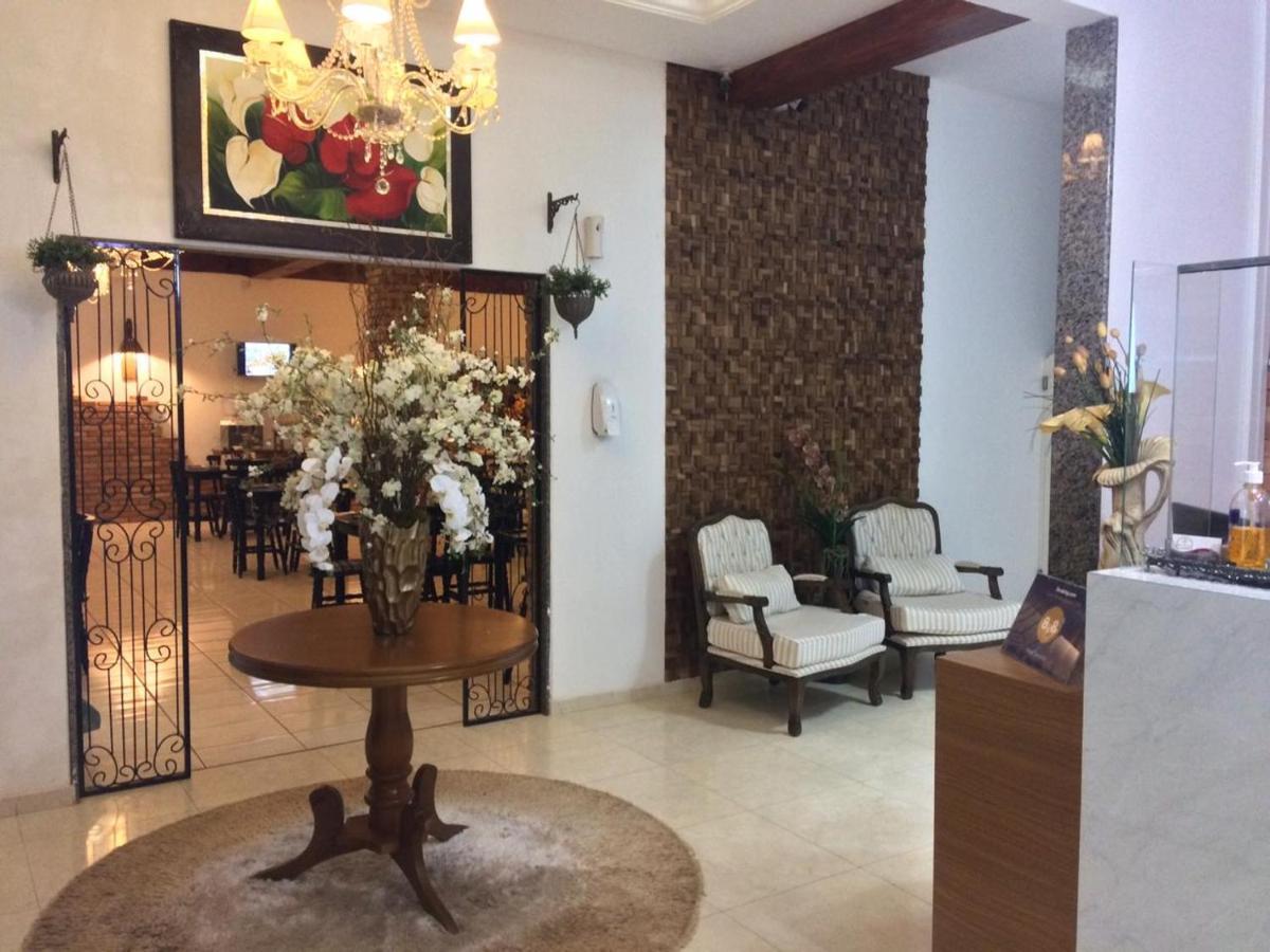 HOTEL SENADOR DISTRIBUTED BY AMERIS 30/48