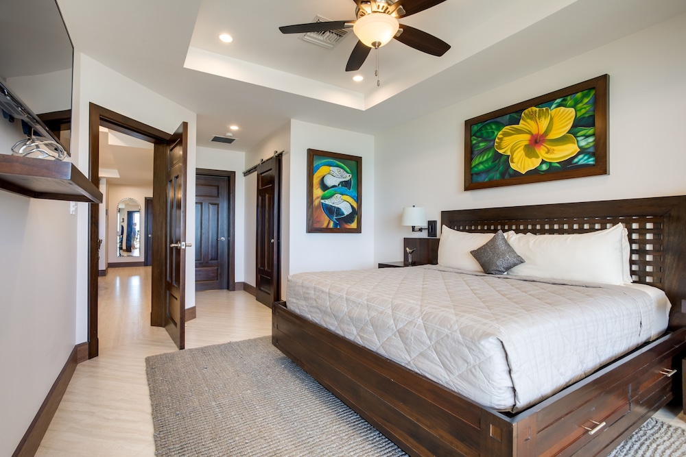 1 BEDROOM, DELUXE, OCEAN FRONT