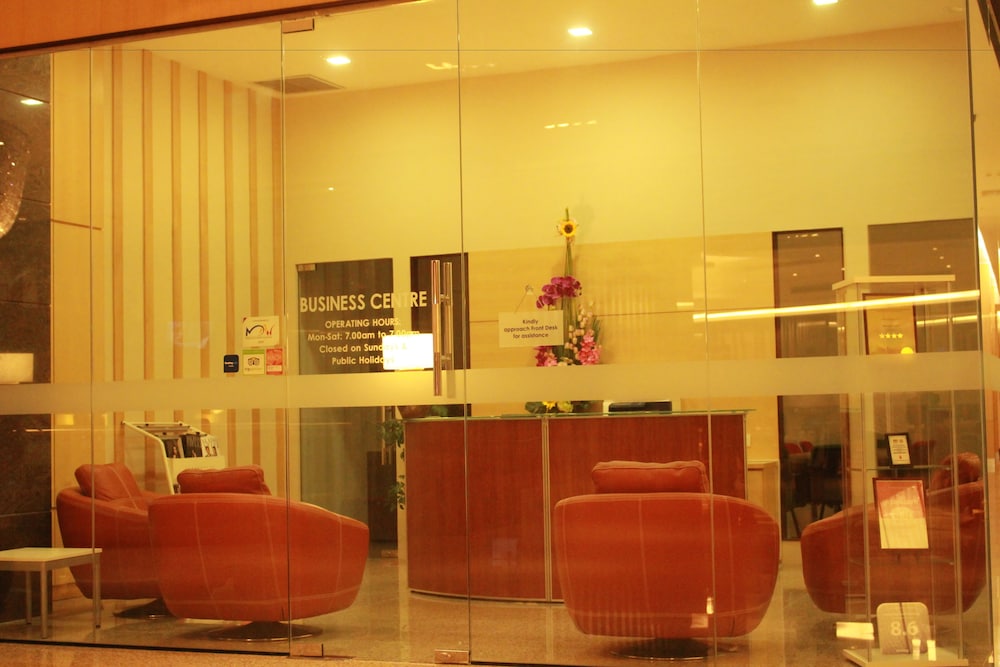 Imperial Suites Serviced Apartment 8/50