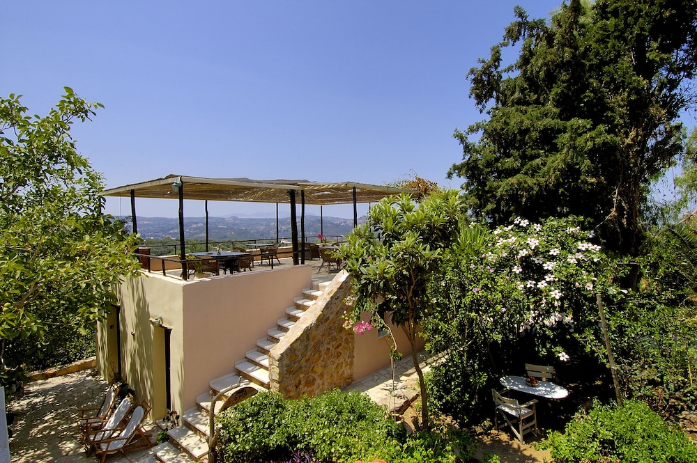 Elia Traditional Hotel & Spa 41/50
