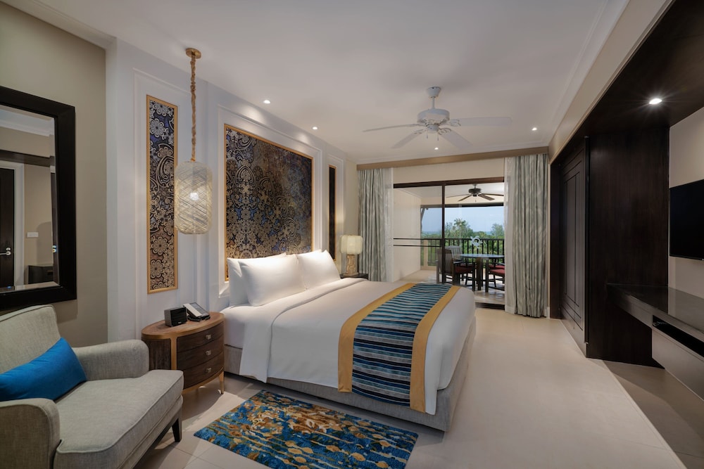 Marriott S Mai Khao Beach Phuket 25/65