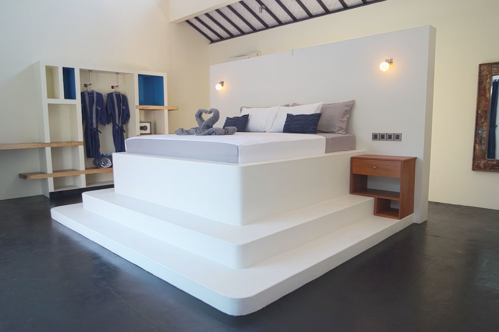 Stay Shark Villas photo5