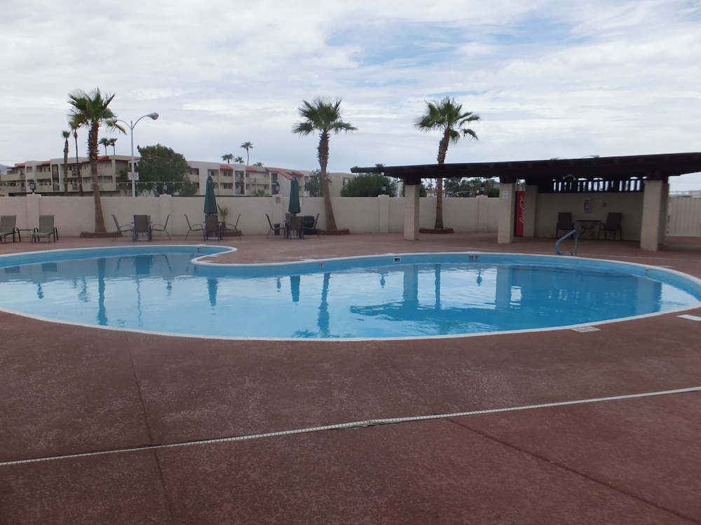 Quality Inn Suites Lake Havasu City 1/55