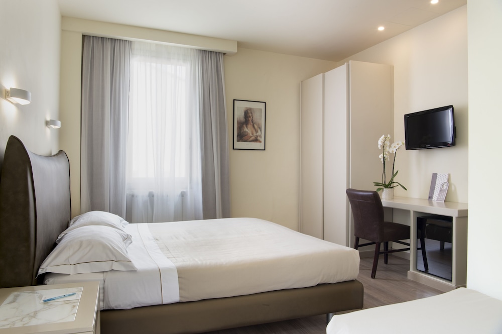 Hotel Grifone Firenze 38/56