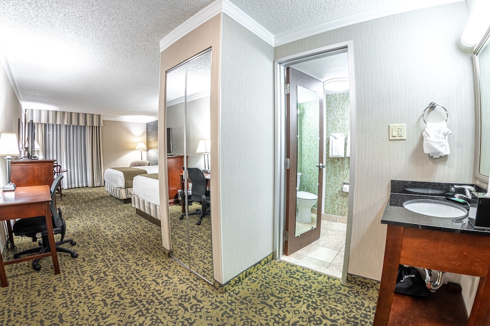 Salt Lake Plaza Hotel 26/39