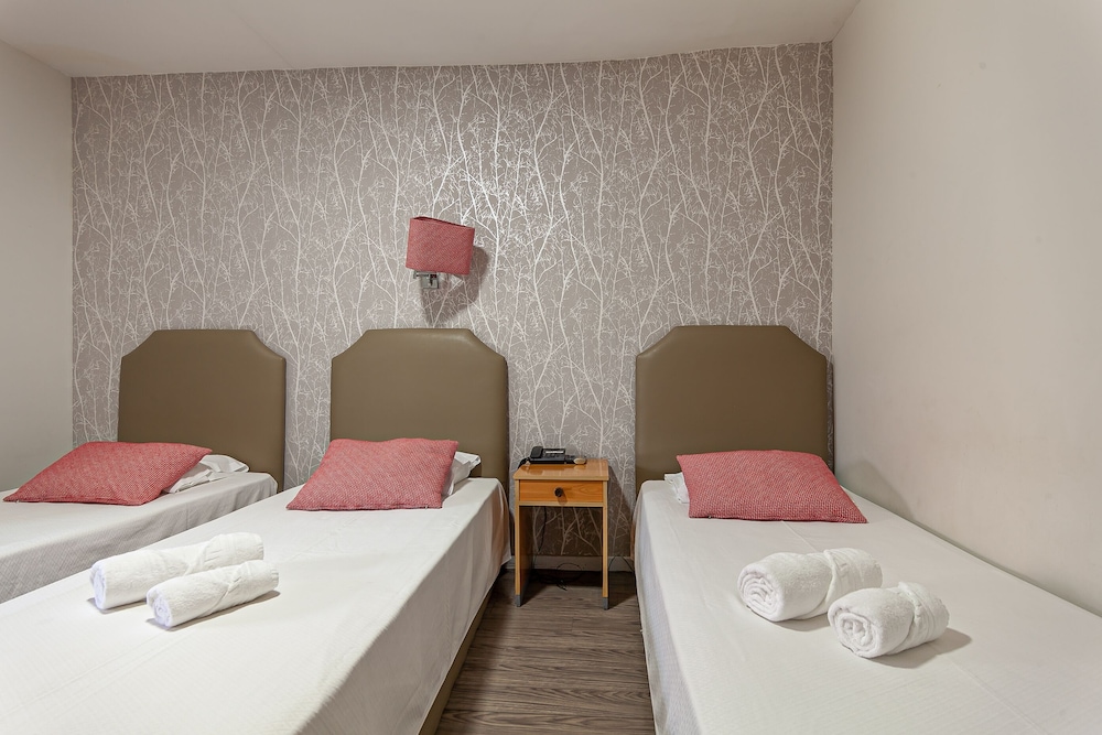 Cristal Guest House 39/63