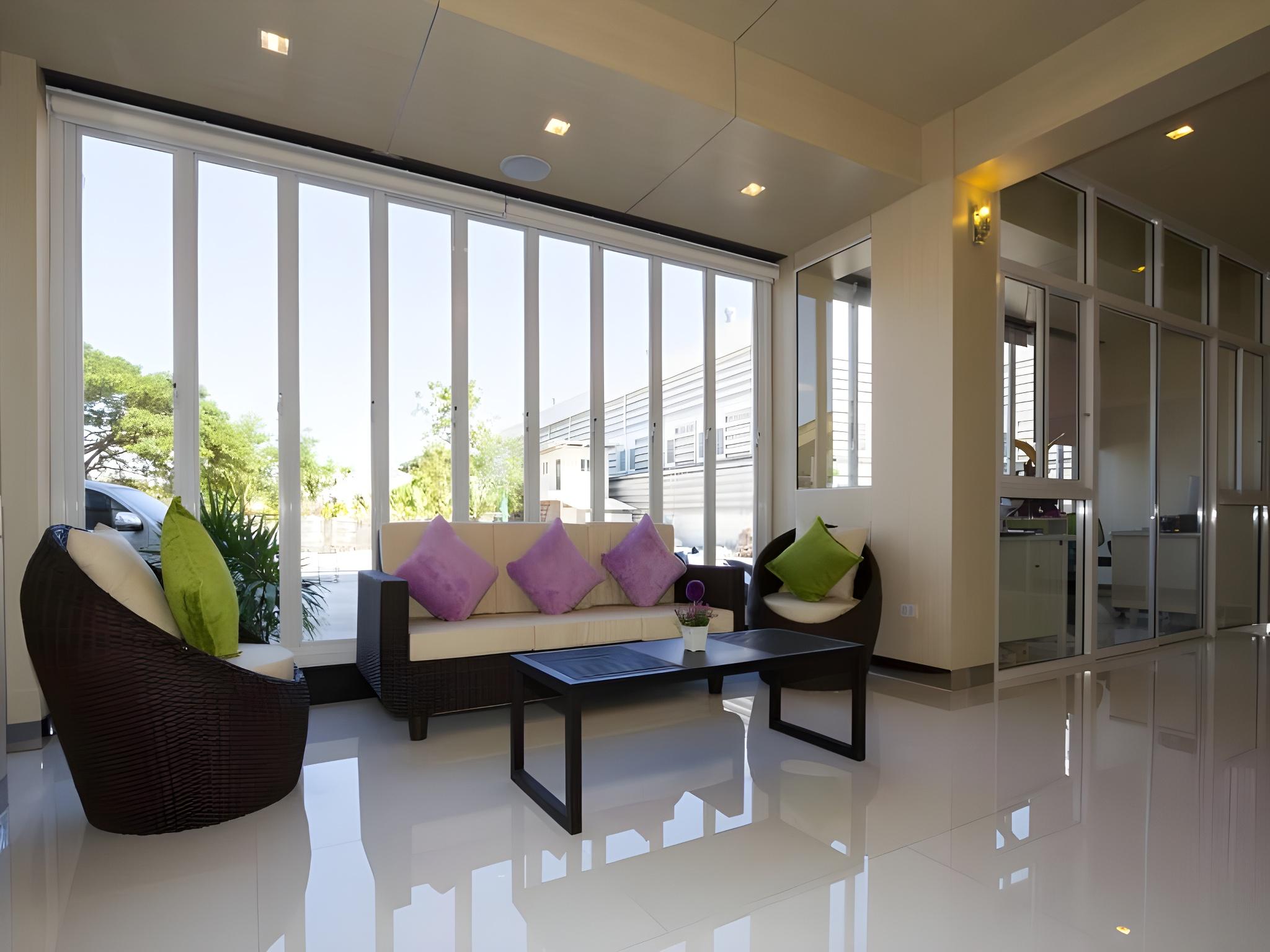 The Ozone Boutique Hotel 38/48