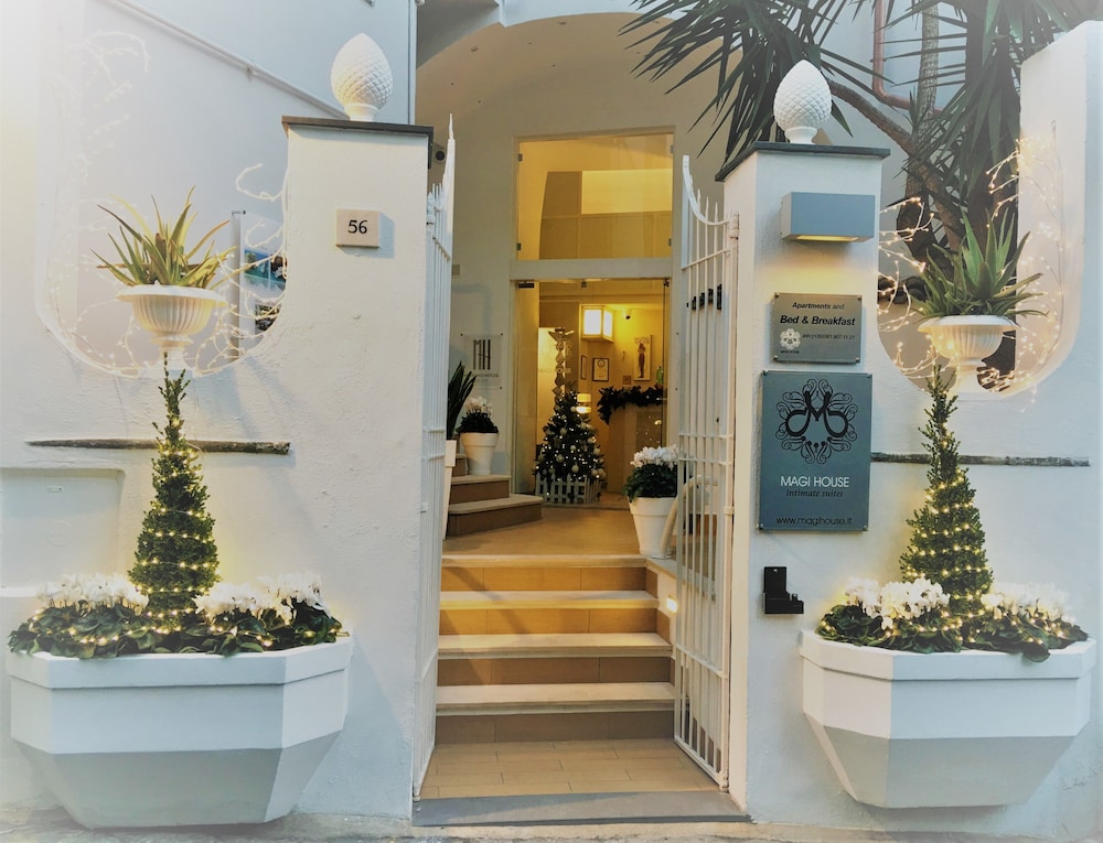 Magi House 6/50