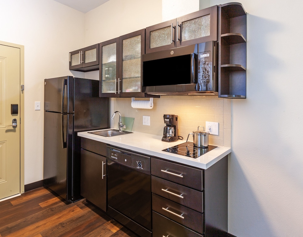 Candlewood Suites Houston - Pasadena 9/45