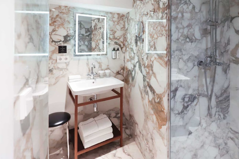Hotel Marques House 45/50