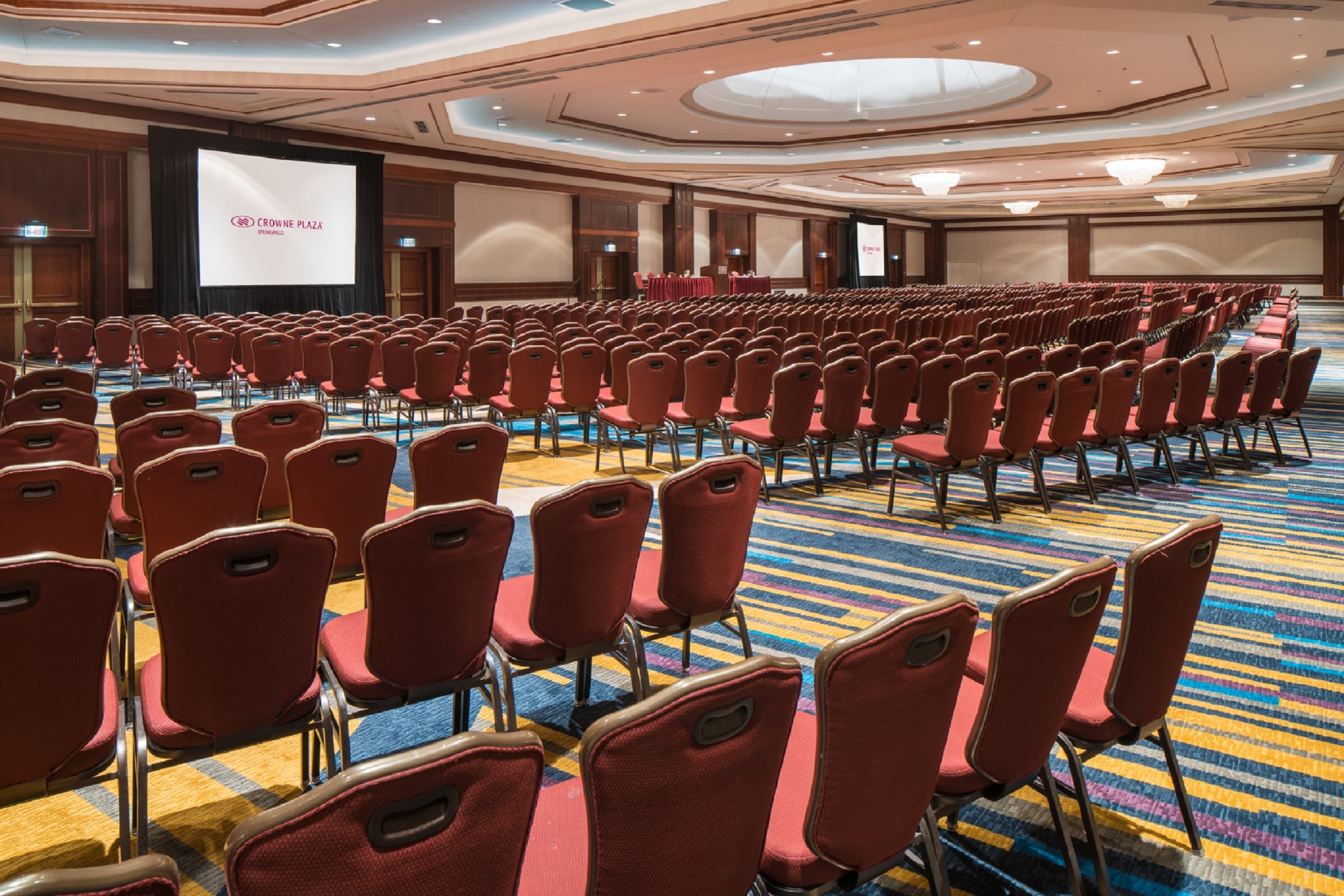 Crowne Plaza Springfield Convention CTR 66/77