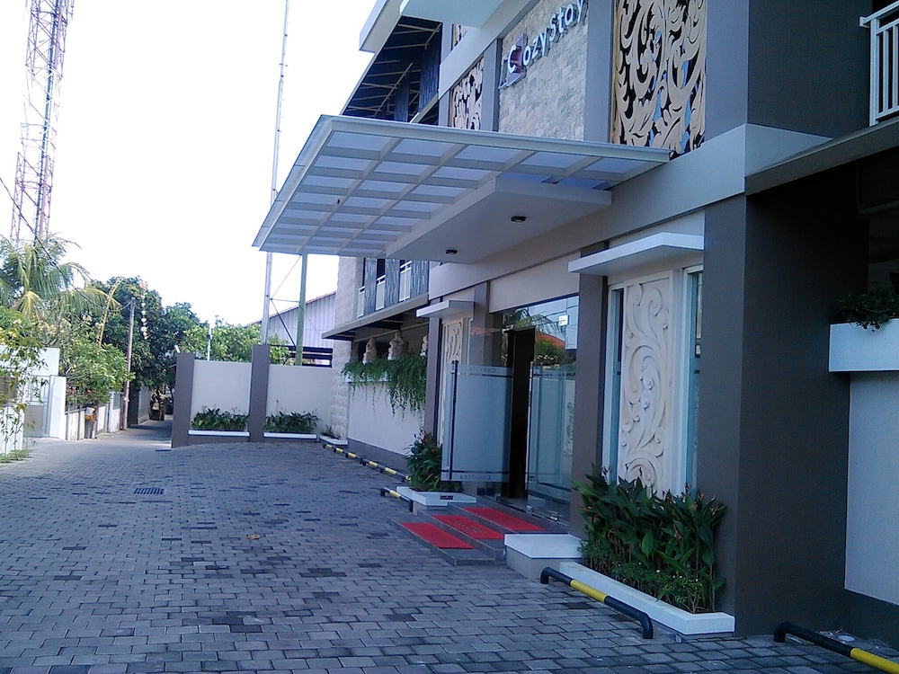 Choice Stay Hotel Denpasar Ex Cozy Stay Simpang Enam 60/65