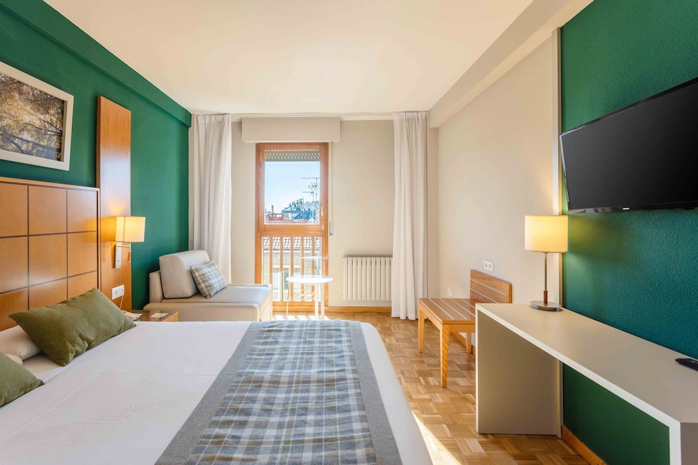 Gran Hotel de Jaca 19/50