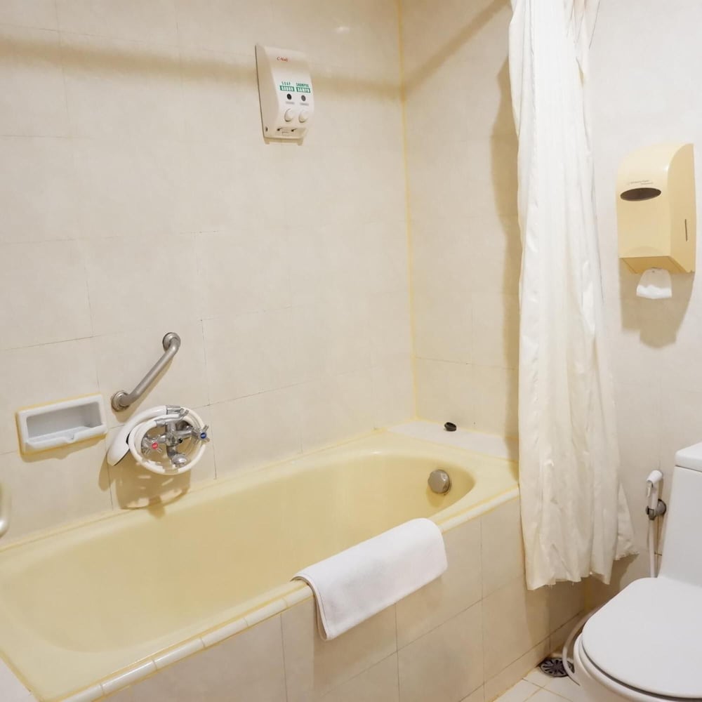 Hotel Grasia Semarang 31/33
