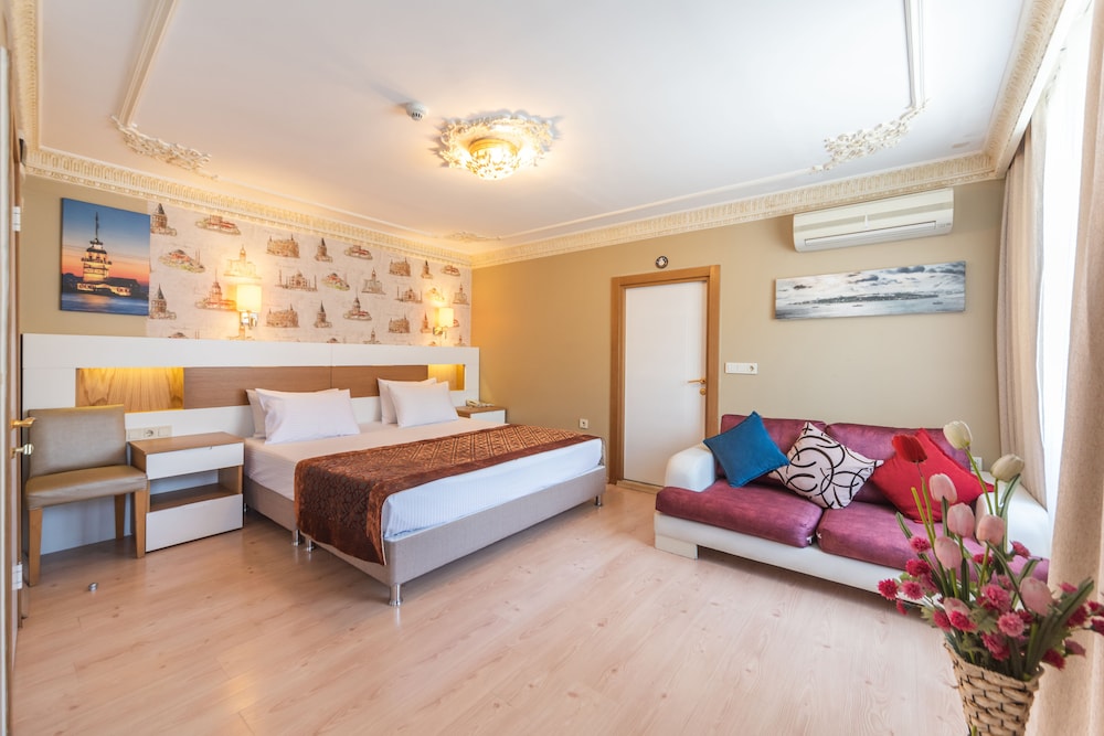 TAYA HATUN HOTEL 13/62
