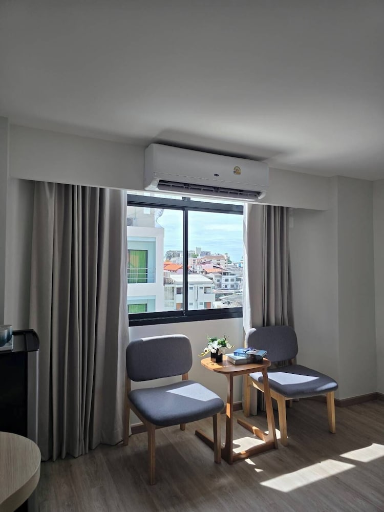 HOUSE HOTEL Central Pattaya 44/58