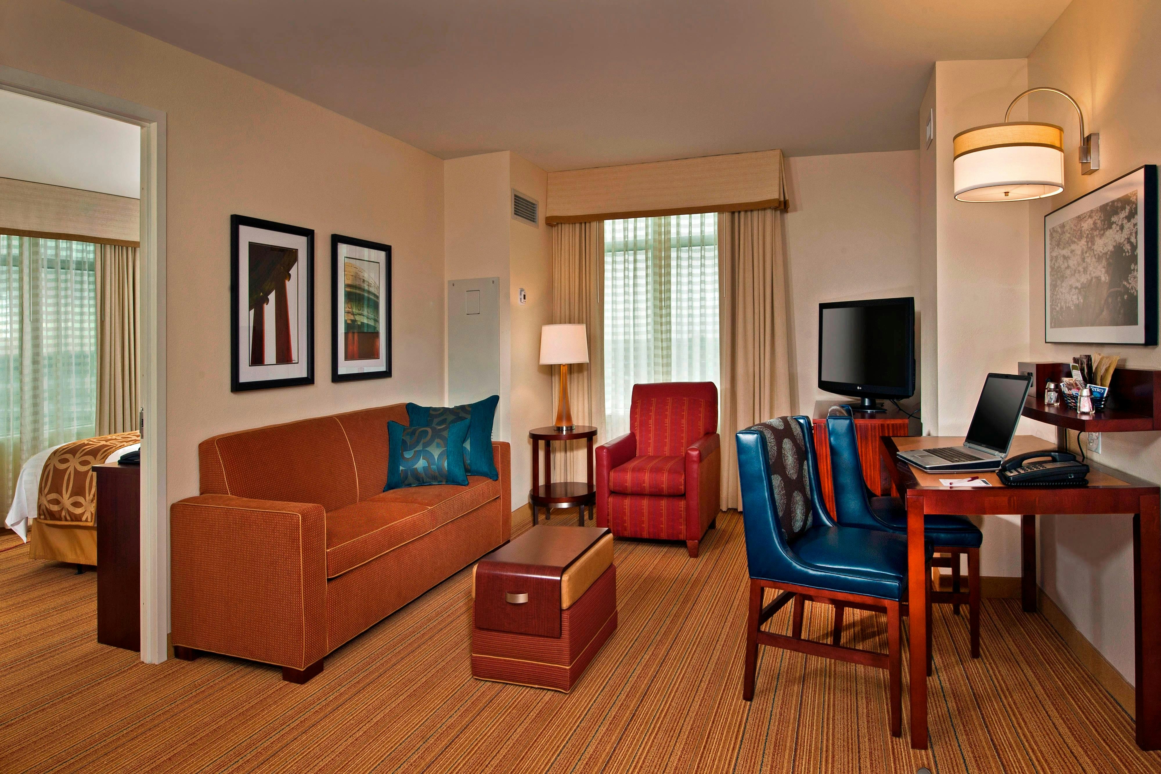 Residence Inn Arlington Capital View 2/5
