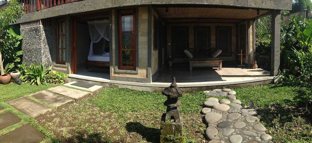 Sawah Indah Villa 4/86