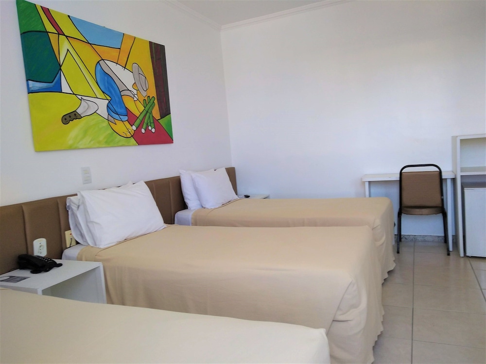 Simas Praia Hotel 30/65