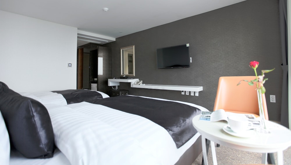 Eins Hotel 23/47